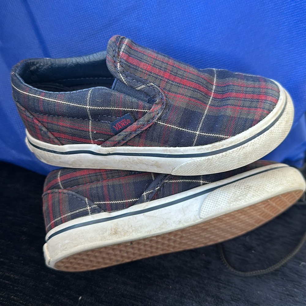 Vans - Picture 4 of 6